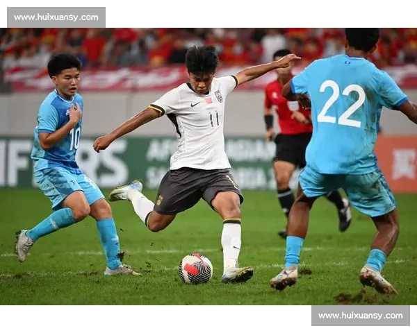 新华社删国足对比视频引争议：职业态度与中国足球的冰火两重天