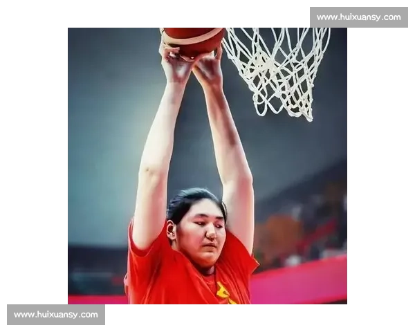 杨毅力荐张子宇留国内：WNBA 高强度或重蹈姚明覆辙